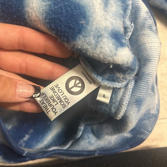 Madhappy size large new with tags pull over - Picture 4 of 4